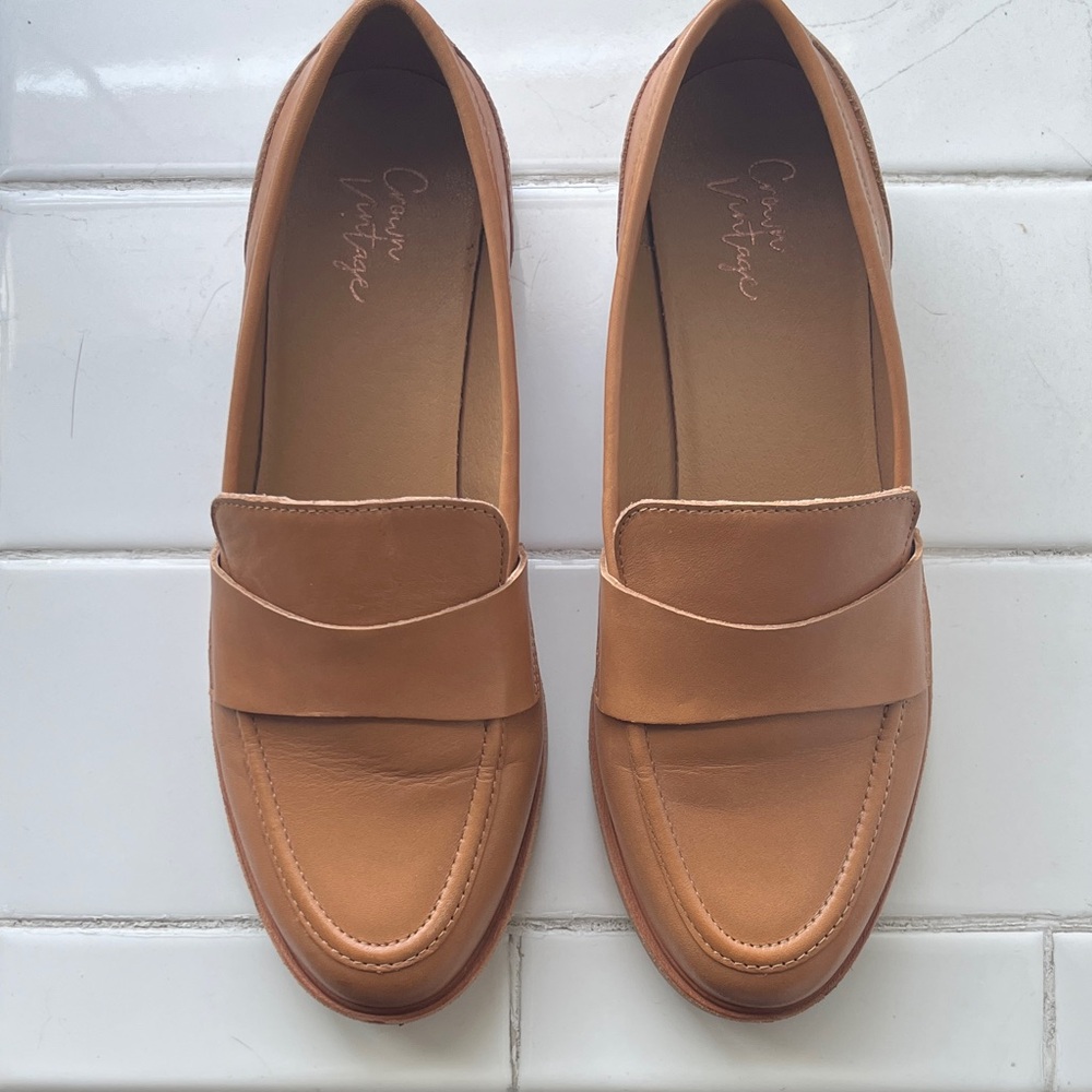 Crown Vintage Tan Leather Loafers